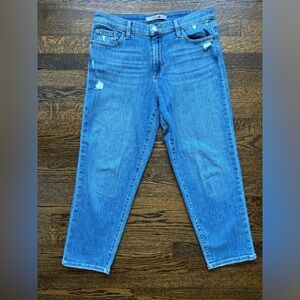 Joe’s Jeans High Rise Straight Leg Distressed Ankle Jeans, Light Wash. Size 29.